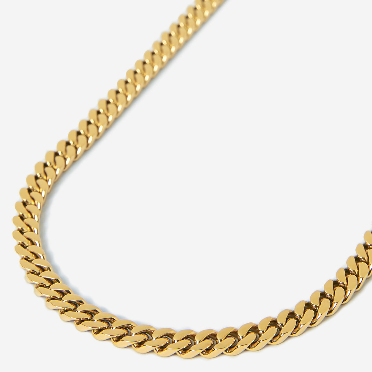 A stainless steel men's stainless steel chain necklace from Australian jewellery brand Billie Jo, featuring a thick bold gold chain design