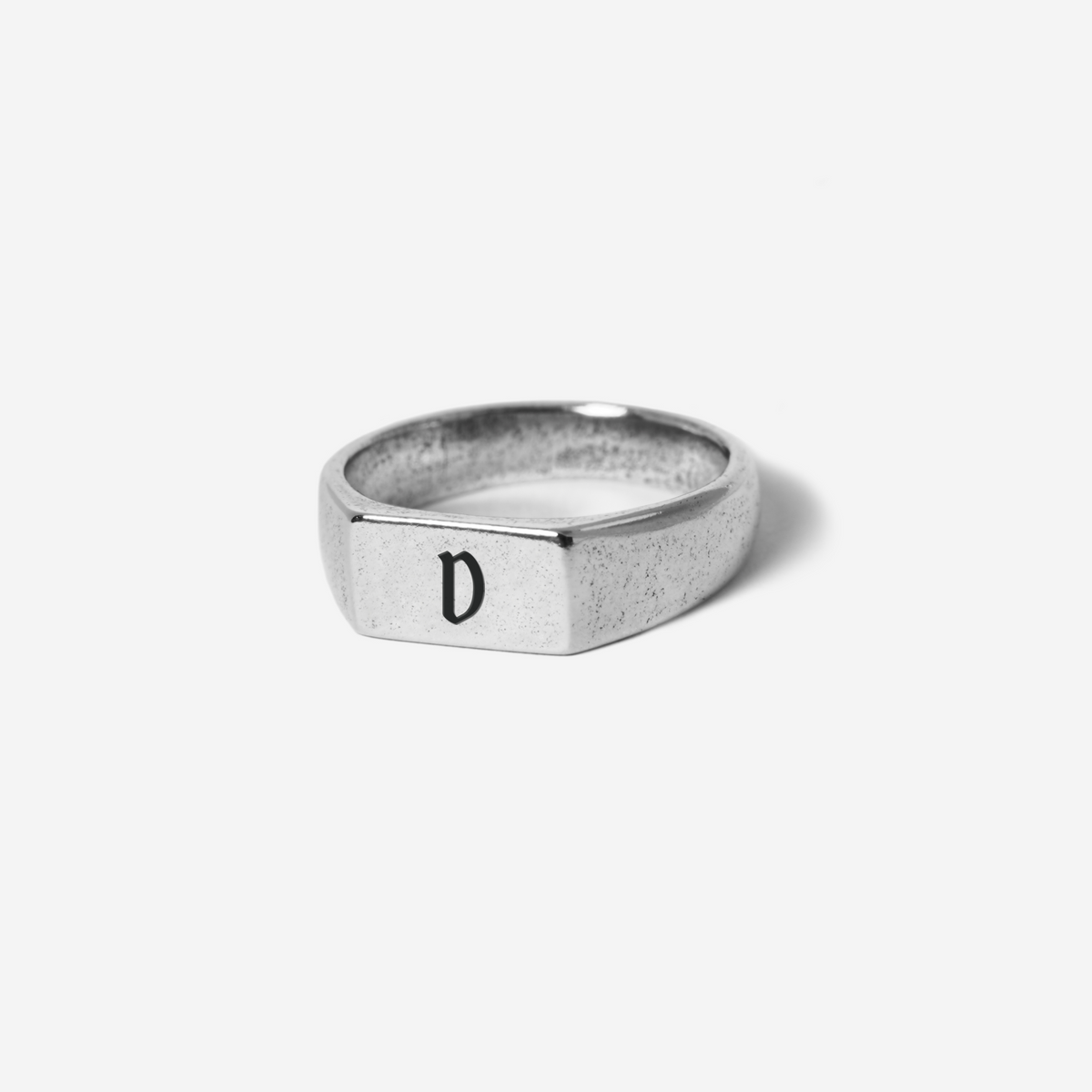 INITIAL GENESIS RING