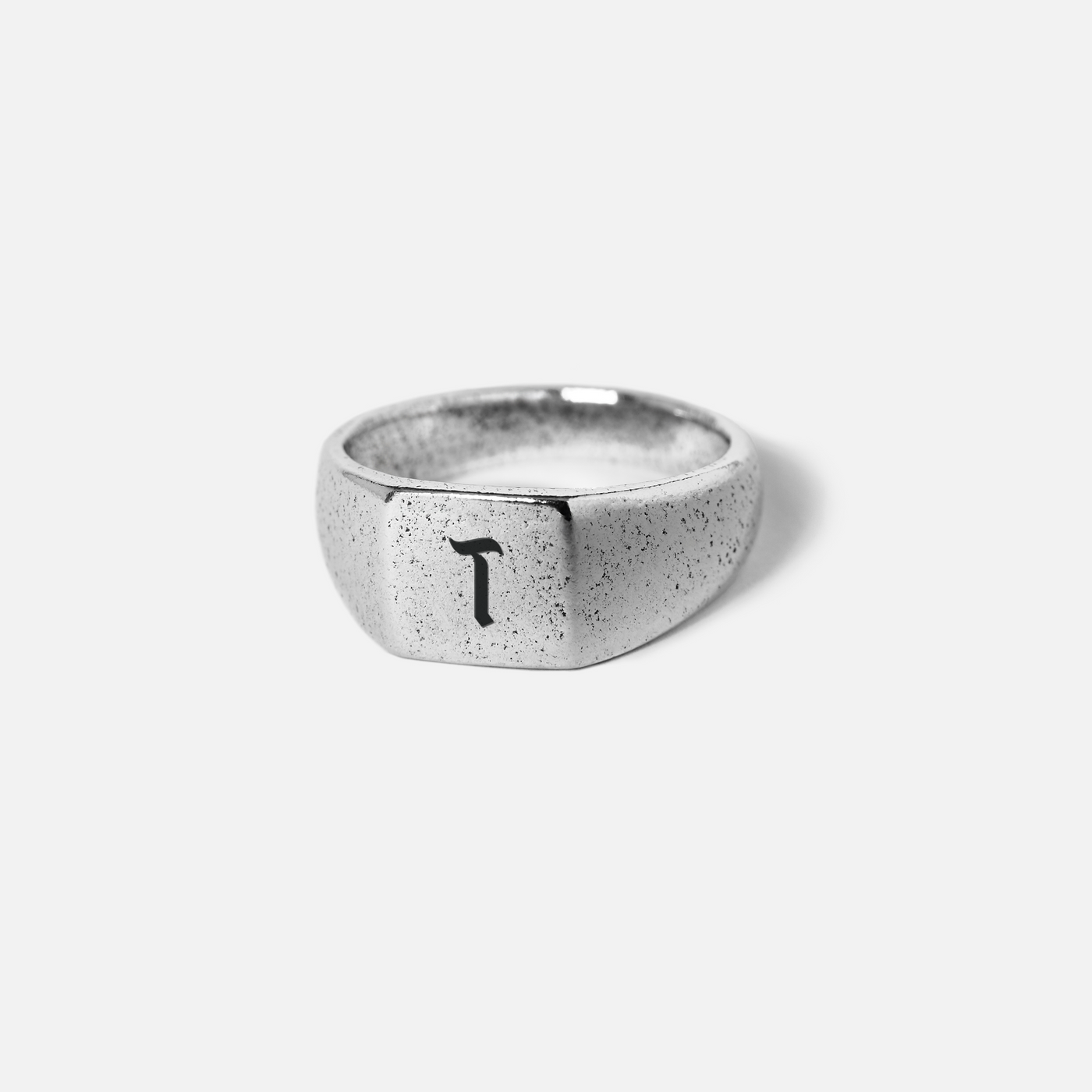 INITIAL MONUMENT RING
