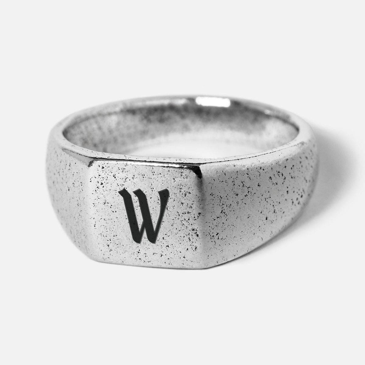 INITIAL MONUMENT RING