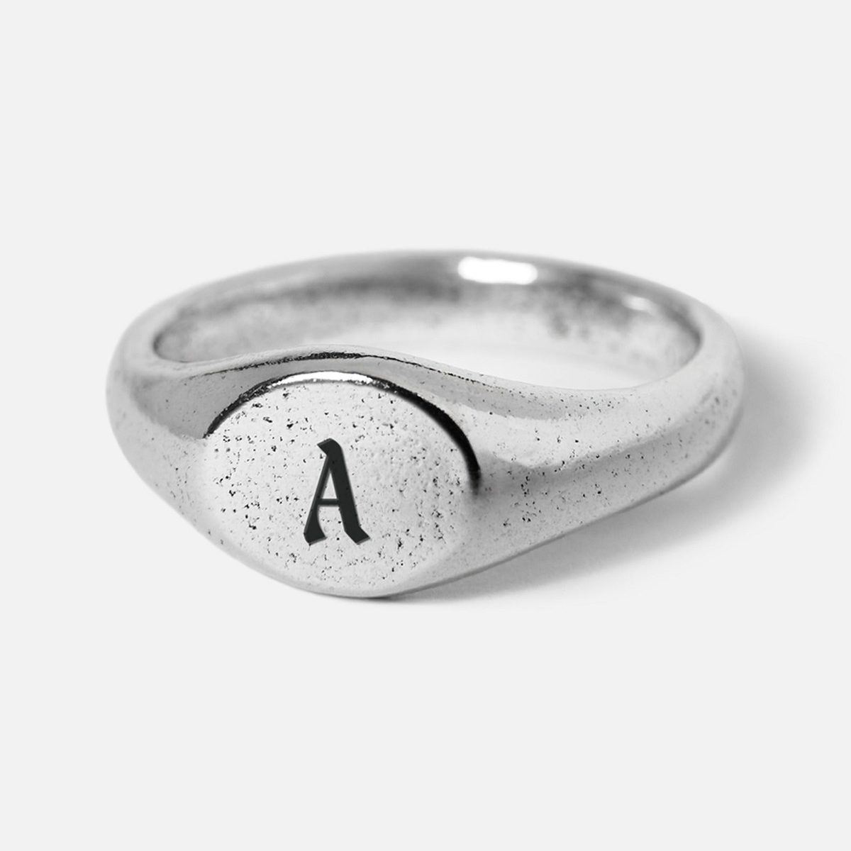 INITIAL DUSK RING