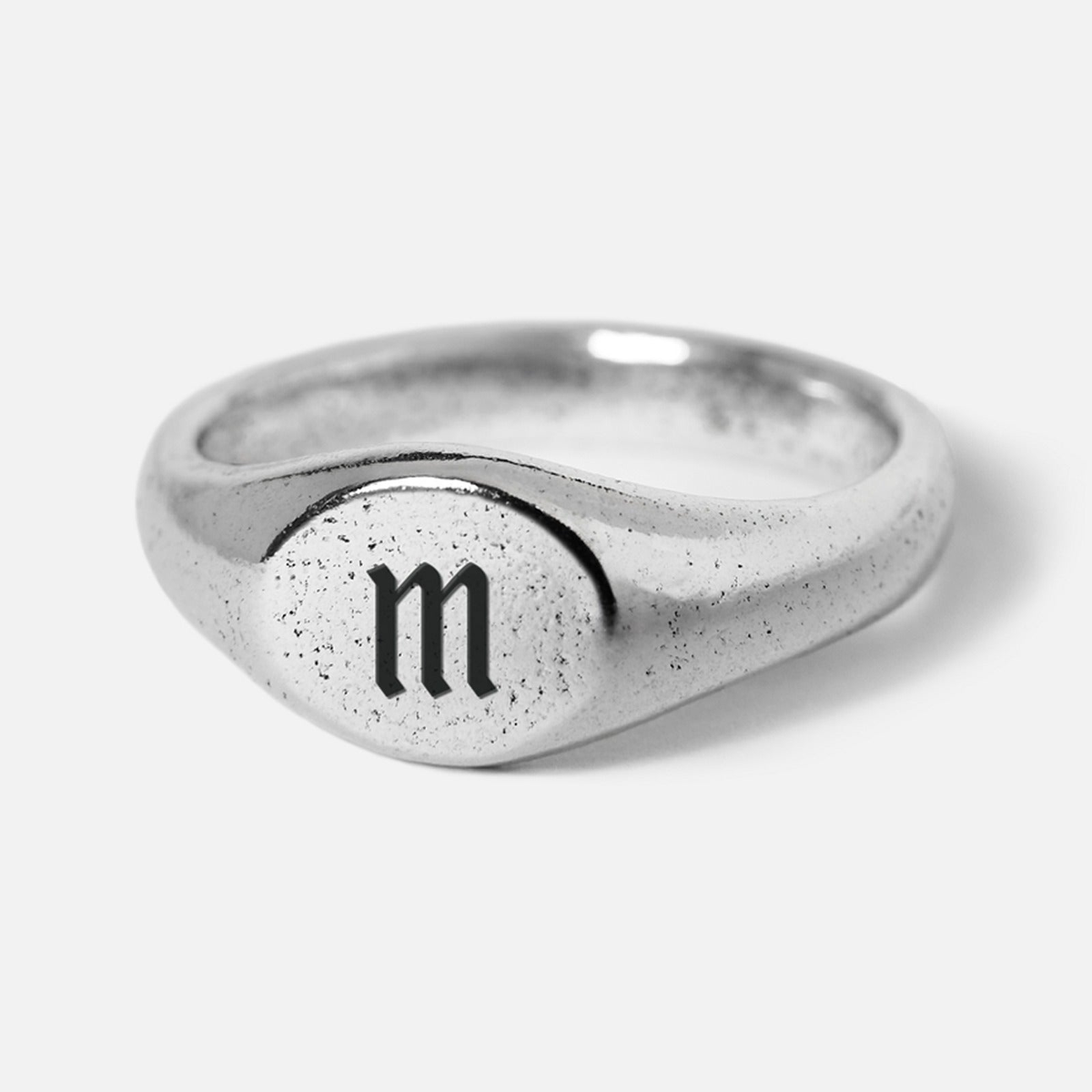 INITIAL DUSK RING