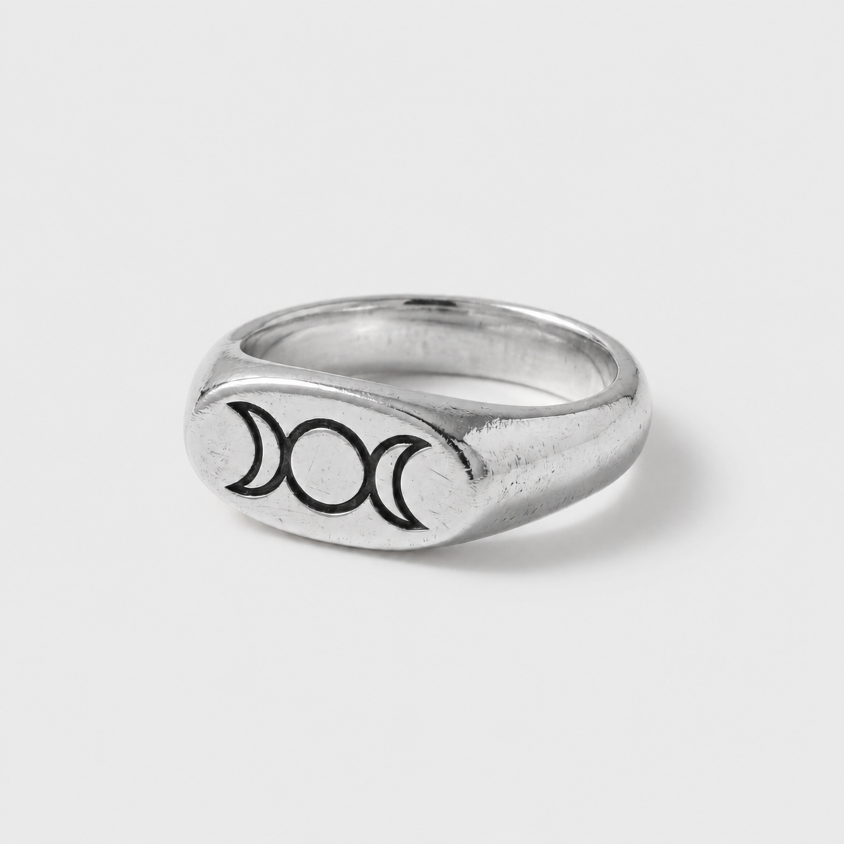 Lunar Ring