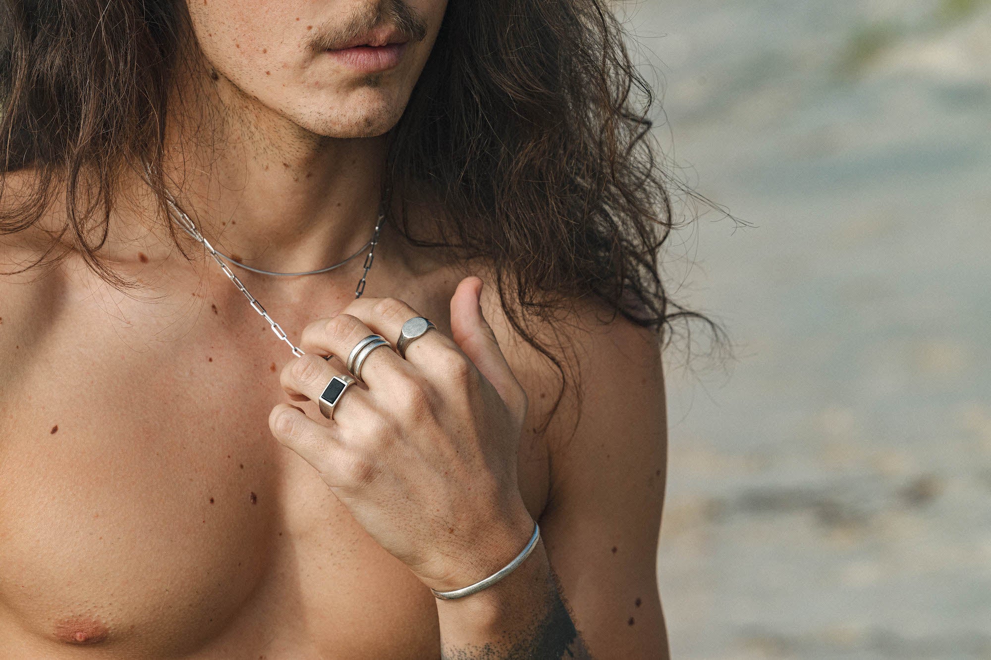 How to Wear a Men's Chain: A Bloke's Guide to Styling Necklaces